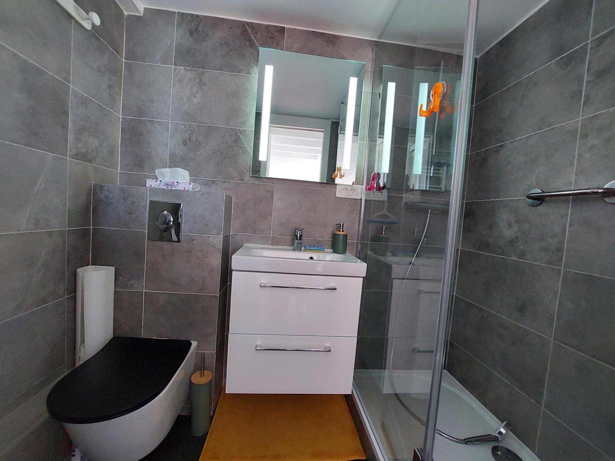 Charmant Appart Renove A 50M De La Plage Avec Balcon Et Parking - Fr-1-550-78 Royan Eksteriør bilde